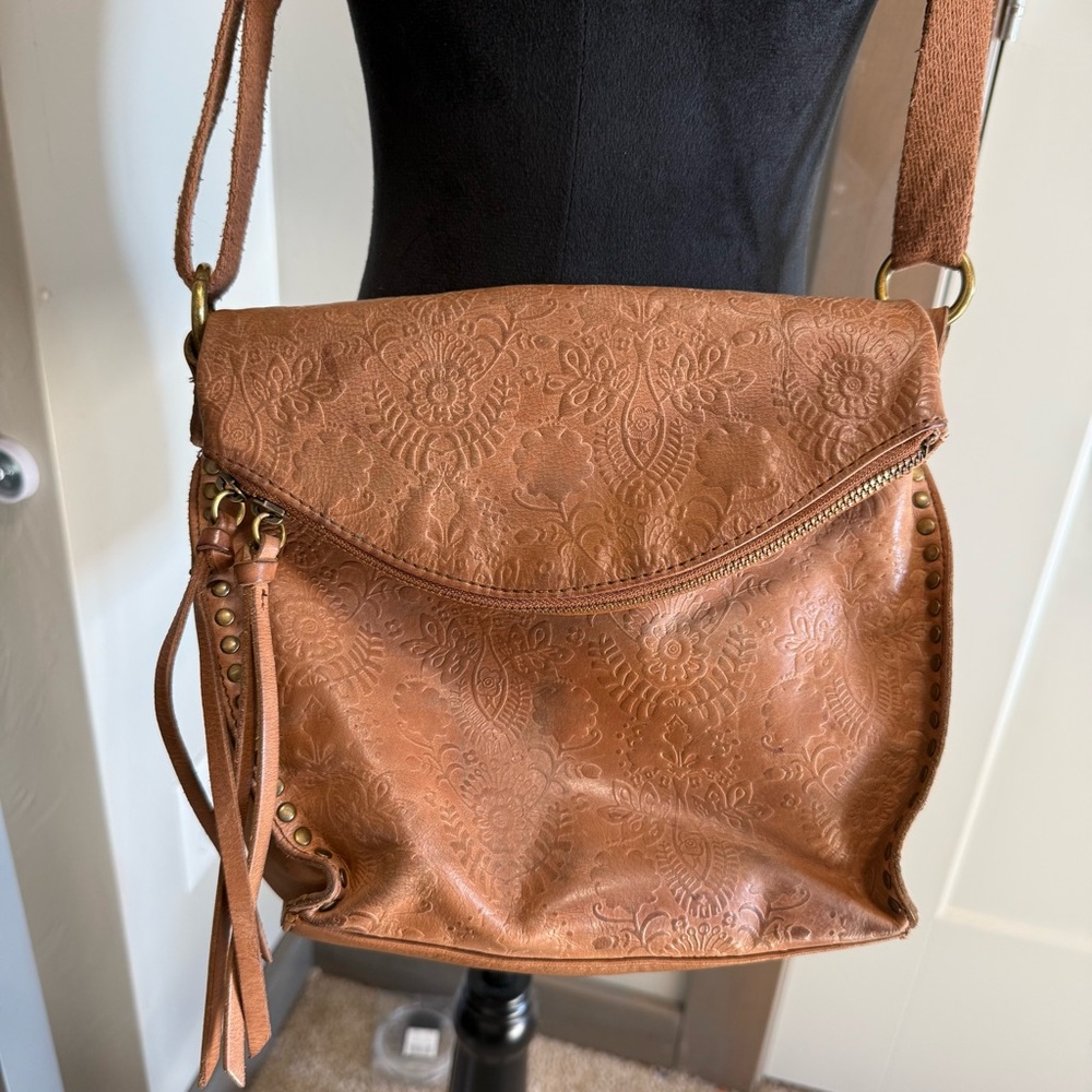 The Sak Silverlake Leather Crossbody Bag Tobacco Floral Embossedโ Purse Western